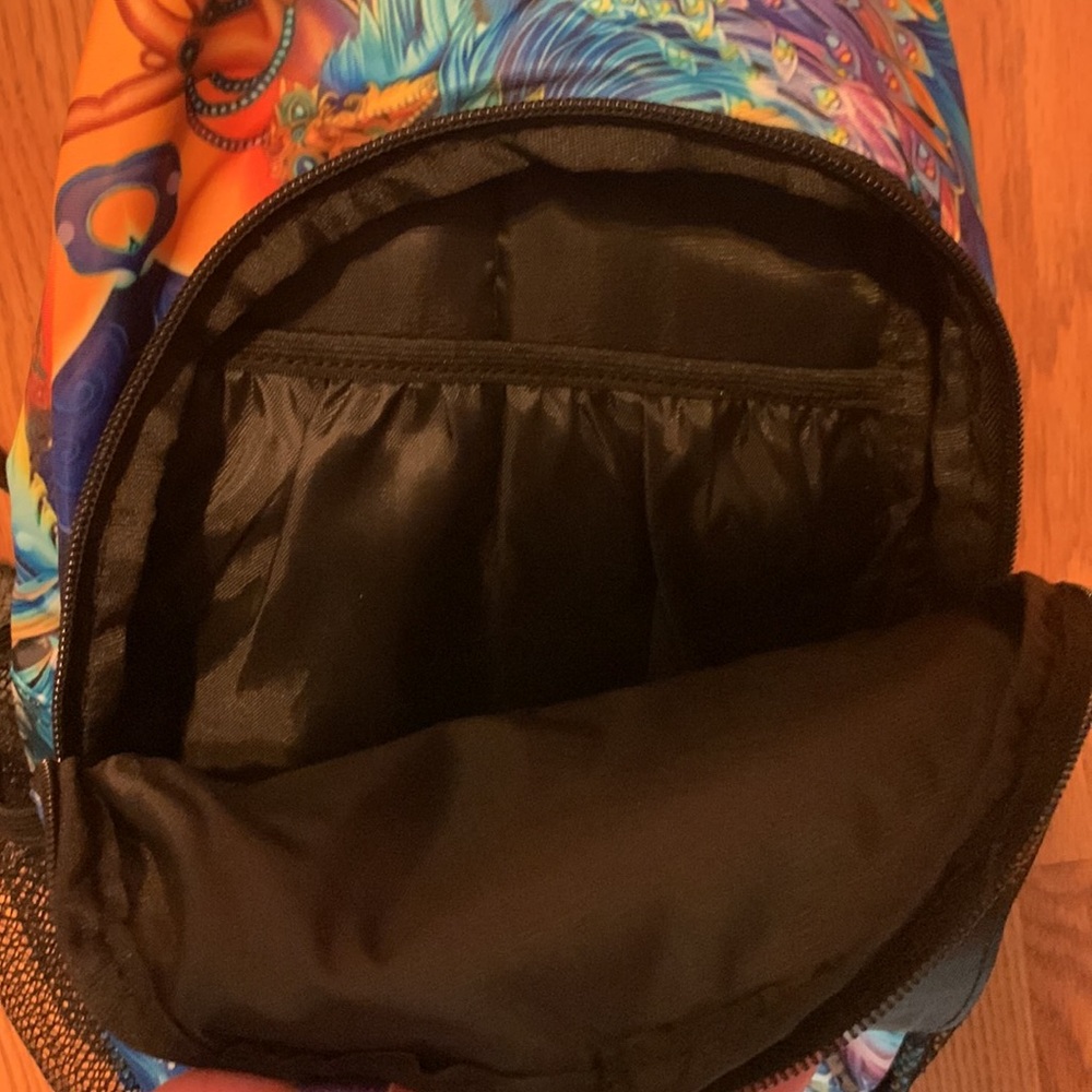 Dragon sling backpack - Picture 6 of 8